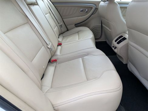 Used 2014 Ford Taurus SEL w/ Equipment Group 201A image 18
