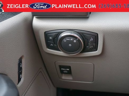 Used 2018 Ford F150 XLT AWD/4WD image 26