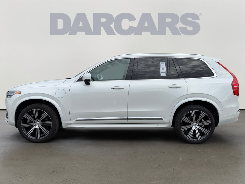 Certified 2025 Volvo XC90 T8 Ultra AWD/4WD image 4