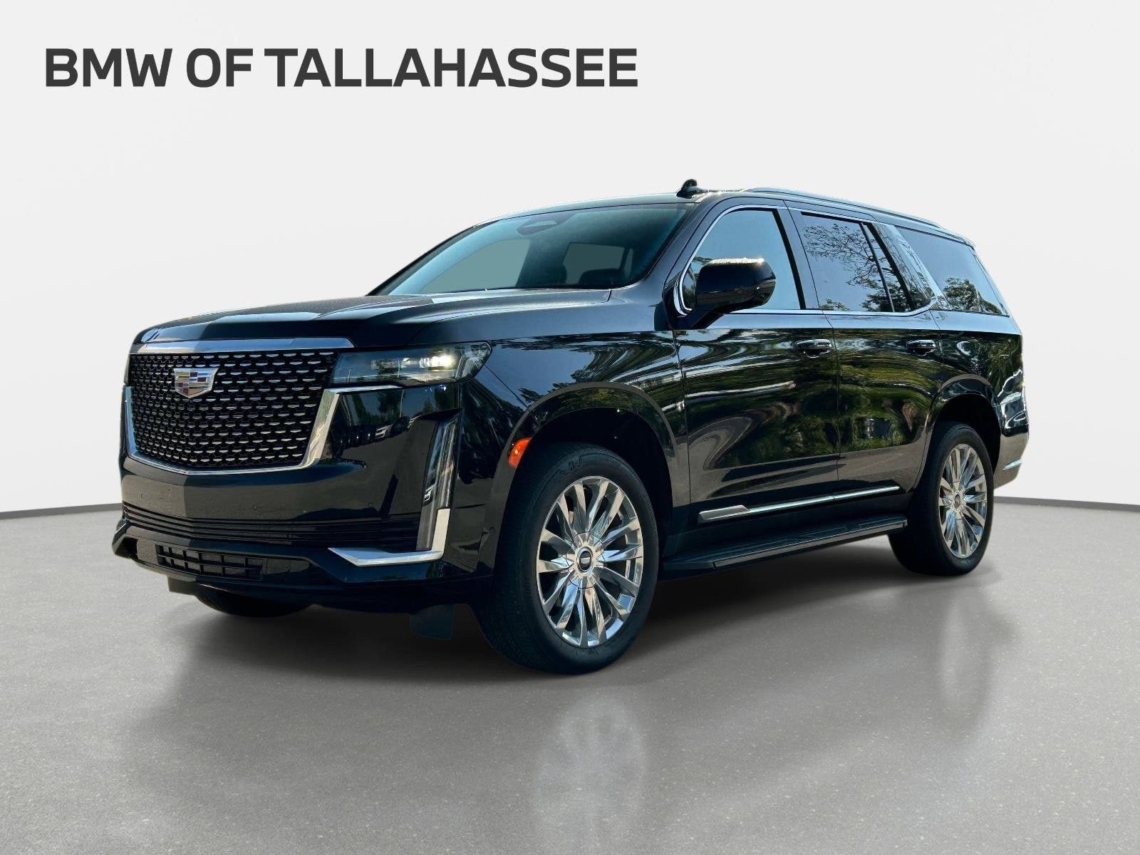 Used 2024 Cadillac Escalade Premium Luxury AWD/4WD image 8