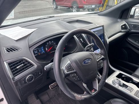 Certified 2024 Ford Edge ST w/ Equipment Group 401A image 6