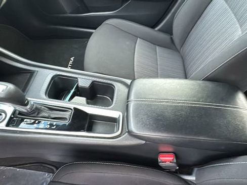 Used 2024 Nissan Sentra SV image 24