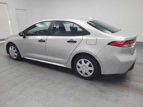 Used 2023 Toyota Corolla LE image 3