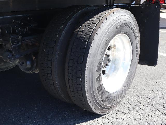 Used 2018 Ford F650 2WD Regular Cab Super Duty image 14