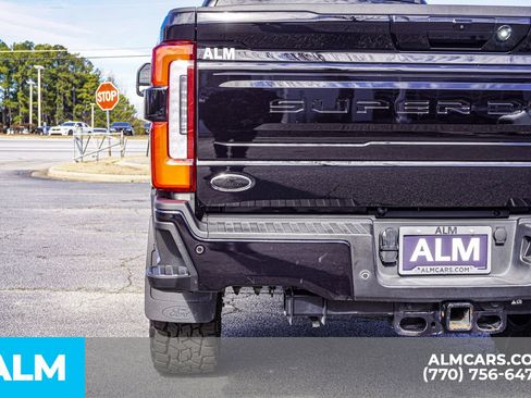 Used 2025 Ford F250 Platinum image 16