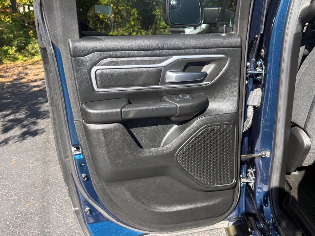 Used 2019 RAM 1500 Big Horn AWD/4WD image 14
