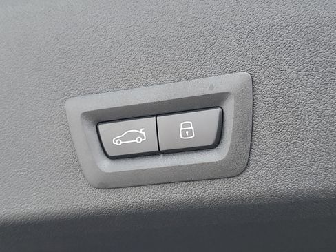 New 2026 BMW XM Label Red image 27