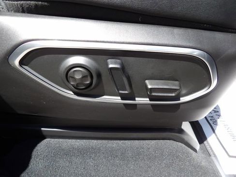 New 2026 Jeep Grand Wagoneer Limited AWD/4WD image 19