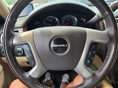 Used 2011 GMC Sierra 3500 Denali AWD/4WD image 18