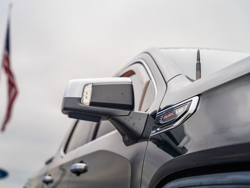 Used 2019 GMC Sierra 1500 SLT w/ SLT Premium Plus Package image 11