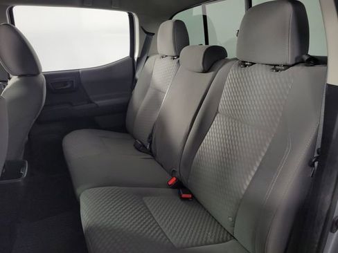Used 2022 Toyota Tacoma SR w/ SR Convenience Package RWD image 17