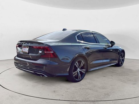 Used 2022 Volvo S60 T8 Inscription w/ Advanced Package image 5