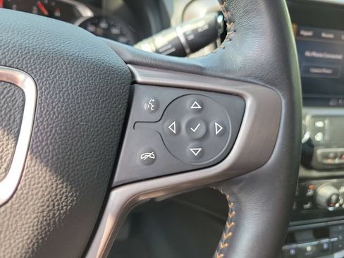 Used 2022 GMC Terrain AT4 w/ Tech Package AWD/4WD image 21