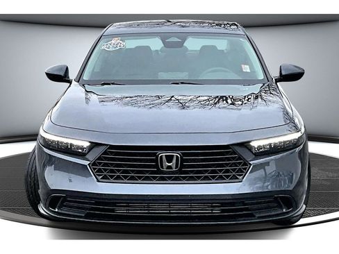 Used 2024 Honda Accord EX image 4