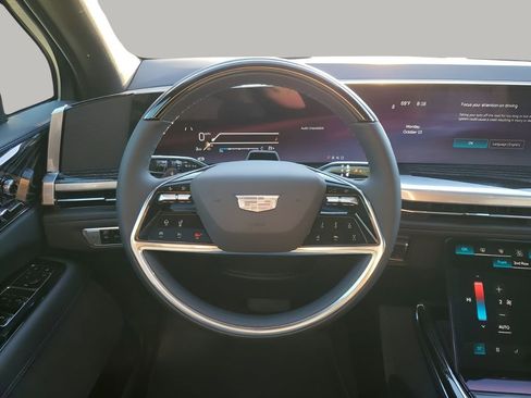 New 2026 Cadillac Escalade IQL Luxury image 25