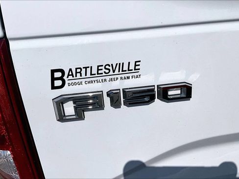 Used 2017 Ford F150 XLT w/ Equipment Group 302A Luxury AWD/4WD image 14
