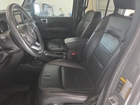 Used 2023 Jeep Wrangler Unlimited Sahara w/ Cold Weather Group image 5
