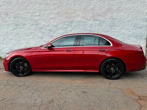 Used 2018 Mercedes-Benz E 300 image 5