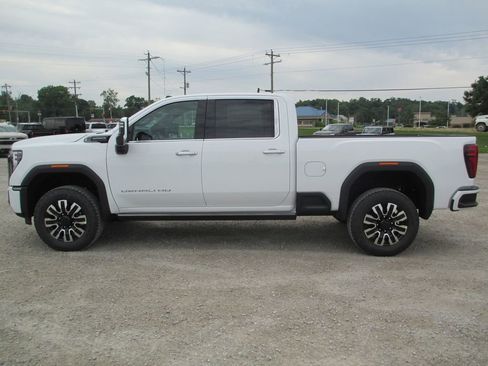 New 2026 GMC Sierra 2500 Denali Ultimate w/ Max Trailering Package AWD/4WD image 9