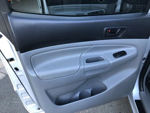 Used 2012 Toyota Tacoma 4x4 Double Cab w/ TRD Sport Upgrade Pkg image 34