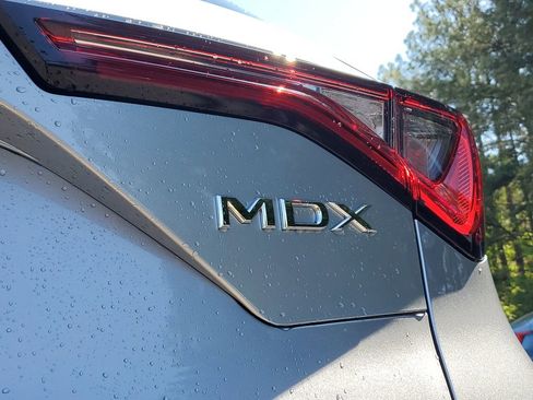 New 2026 Acura MDX w/ Technology Package FWD image 8