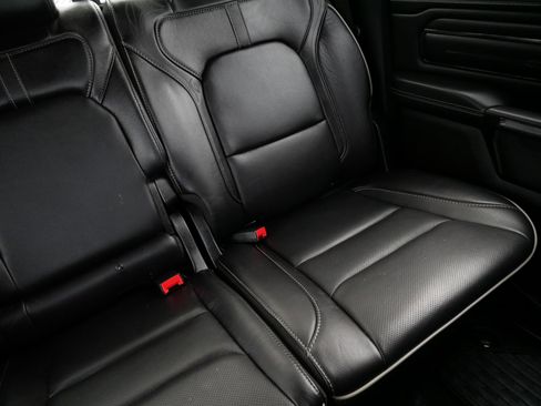 Used 2022 RAM 1500 Limited w/ Body Color Bumper Group AWD/4WD image 14