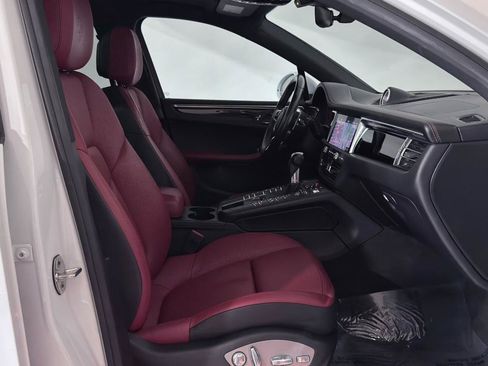 Used 2019 Porsche Macan S AWD/4WD image 27