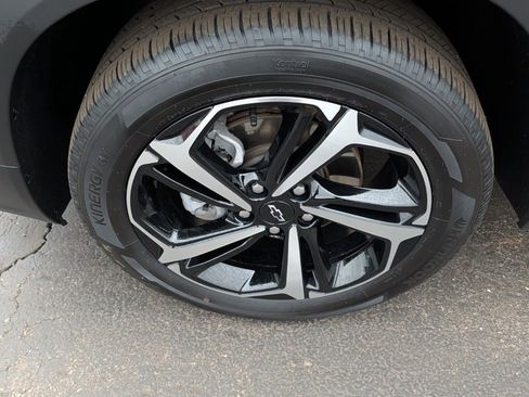 Used 2023 Chevrolet TrailBlazer RS w/ Convenience Package image 19