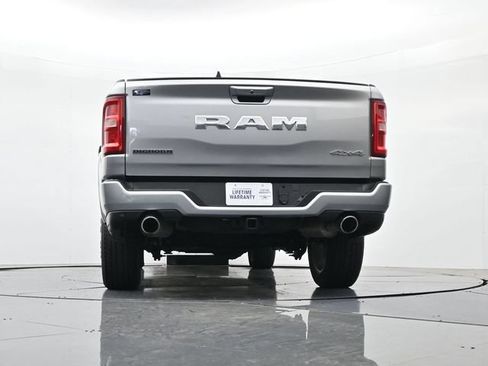 Used 2025 RAM 1500 Big Horn AWD/4WD image 39