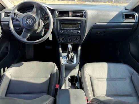 Used 2014 Volkswagen Jetta SE image 20