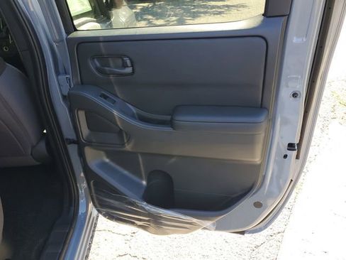 New 2026 Nissan Frontier SV image 28