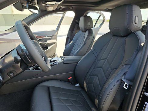 New 2026 BMW 540i xDrive image 15