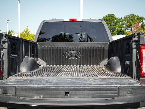 Used 2021 Ford F150 Lariat w/ Equipment Group 502A High AWD/4WD image 31