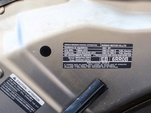 Used 2021 Nissan Rogue SL w/ Premium Package image 28