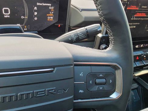 Used 2024 GMC Hummer EV 3X AWD/4WD image 44