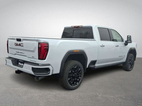 New 2026 GMC Sierra 2500 Denali w/ Denali Reserve Package AWD/4WD image 5