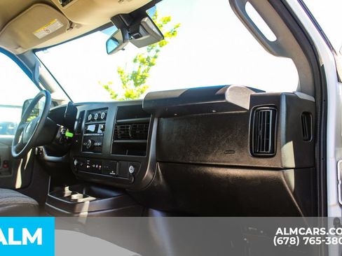 Used 2025 Chevrolet Express 3500 LT w/ LT Preferred Equipment Group RWD image 21