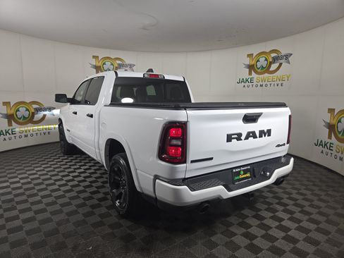 Used 2025 RAM 1500 Big Horn AWD/4WD image 7