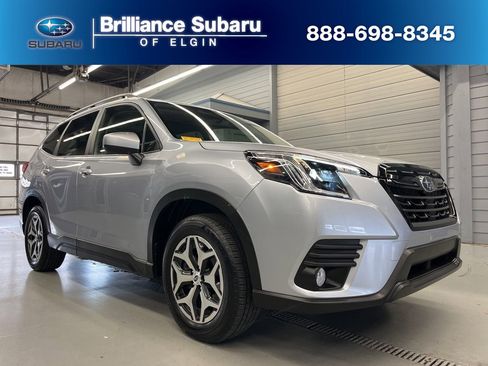 Certified 2023 Subaru Forester Premium image 1