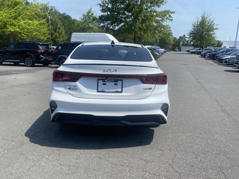 Used 2024 Kia Forte GT-Line w/ GT-Line Premium Package FWD image 6