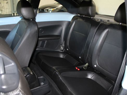 Used 2012 Volkswagen Beetle 2.5 FWD image 21