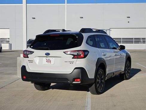 Certified 2023 Subaru Outback Onyx Edition XT image 4