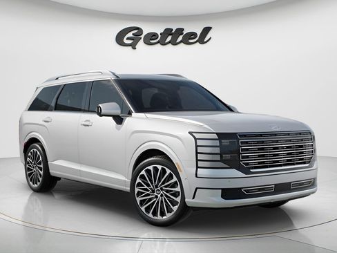Certified 2026 Hyundai Palisade Calligraphy FWD image 3