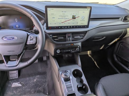 New 2026 Ford Escape SE image 21