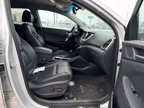 Used 2017 Hyundai Tucson Limited image 10