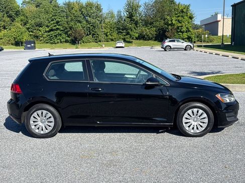 Used 2015 Volkswagen Golf Launch Edition FWD image 9