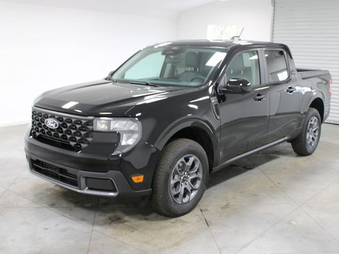 New 2026 Ford Maverick XLT image 3