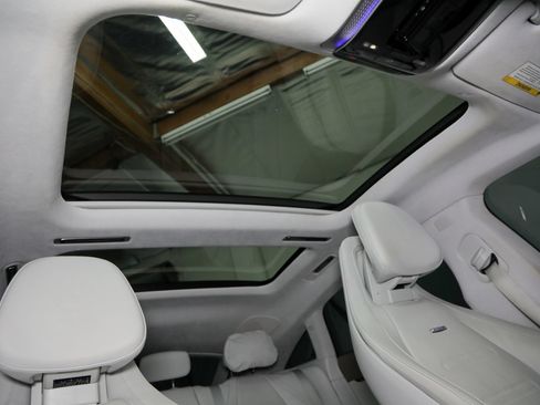 Used 2023 Mercedes-Benz EQS AMG 4MATIC w/ Trim Level Package image 43