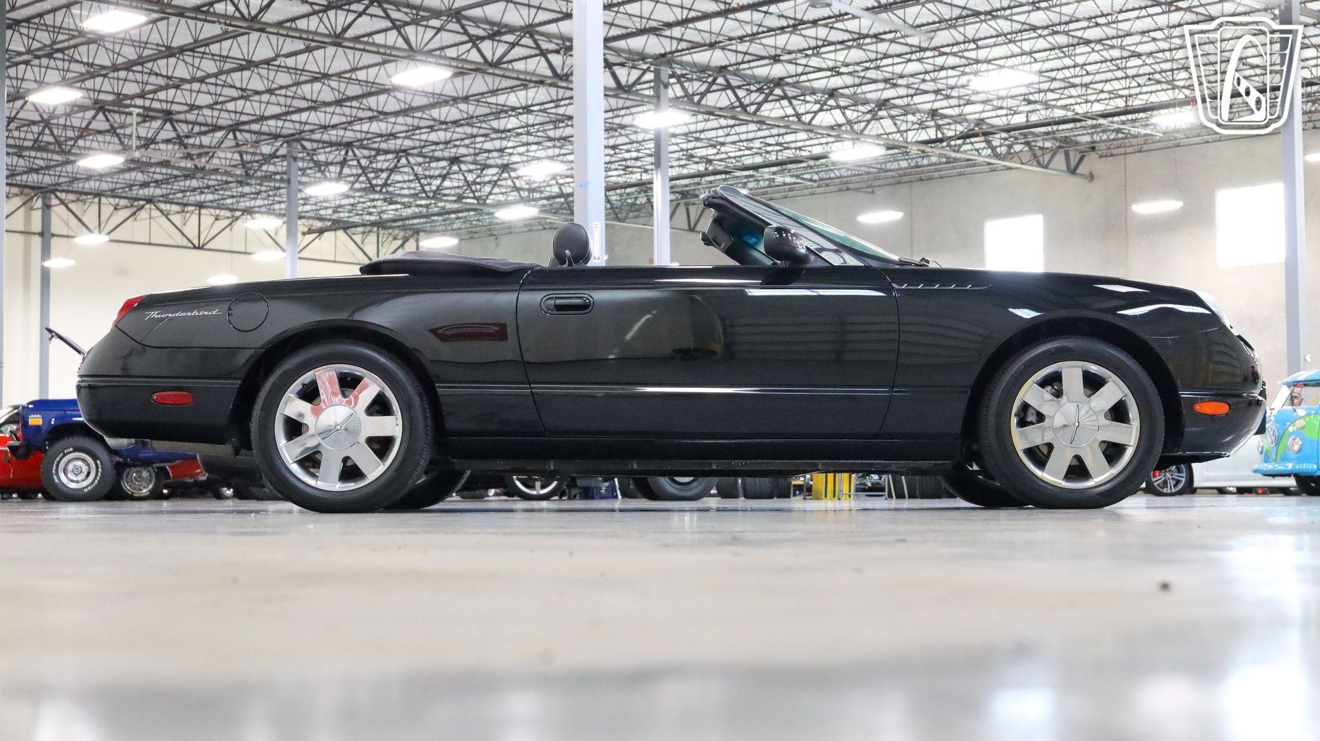 Used 2002 Ford Thunderbird RWD image 7