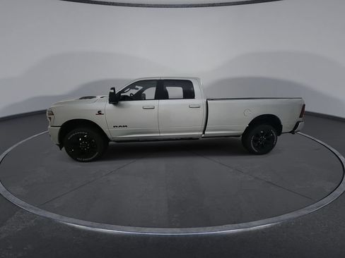 New 2026 RAM 2500 Laramie AWD/4WD image 5